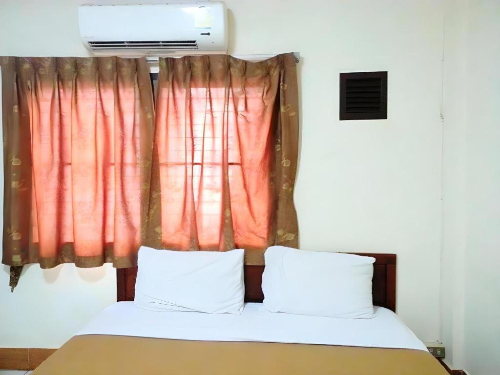 Souvanna 2 Hotel Vientiane Exterior foto